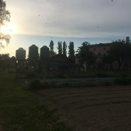 Pecore Ribelli Çiftlik konaklama Mira