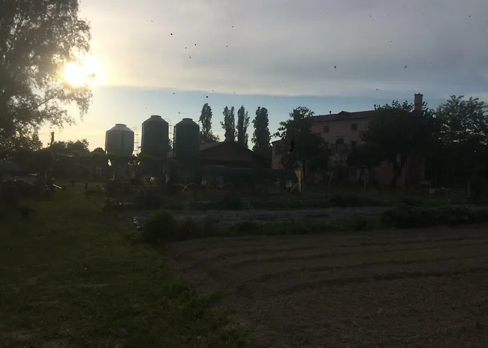 Pecore Ribelli Farmház Mira